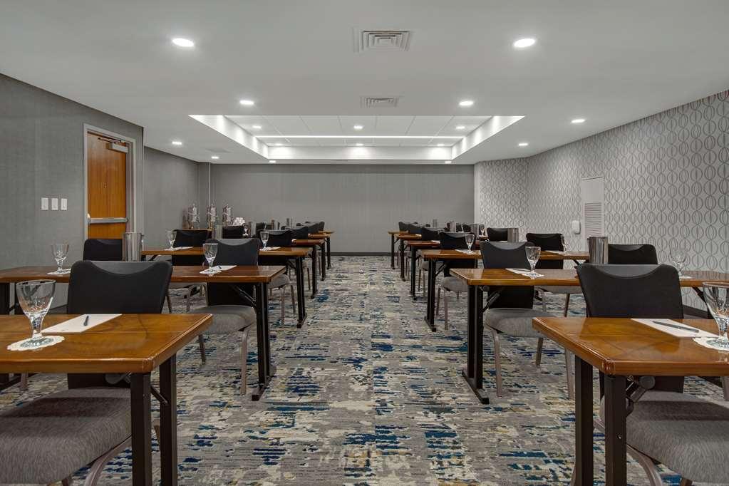 Embassy Suites By Hilton Detroit Metro Airport Romulus Faciliteter billede